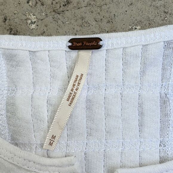 Free people hundred percent cotton top - Picture 5 of 6